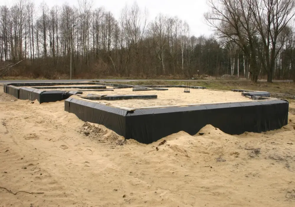 Hydroizolacja ścian fundamentowych - Jak uniknąć kosztownych błędów?