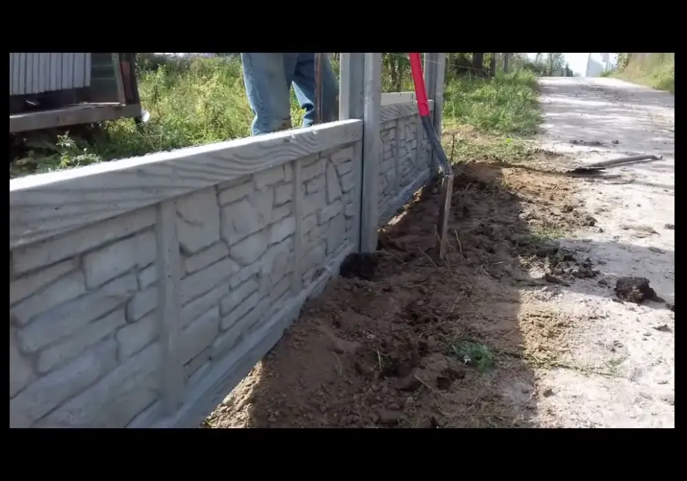 Jak postawić płot betonowy – uniknij najczęstszych błędów w budowie