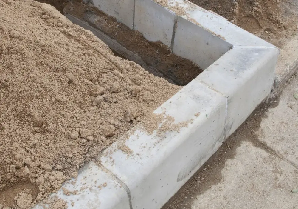 Zaprawa do bloczków betonowych - Jak wybrać trwały fundament?