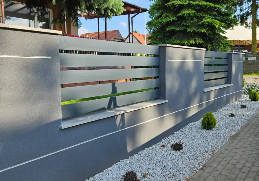 Ogrodzenie z betonu architektonicznego - Czy to inwestycja dla Ciebie?