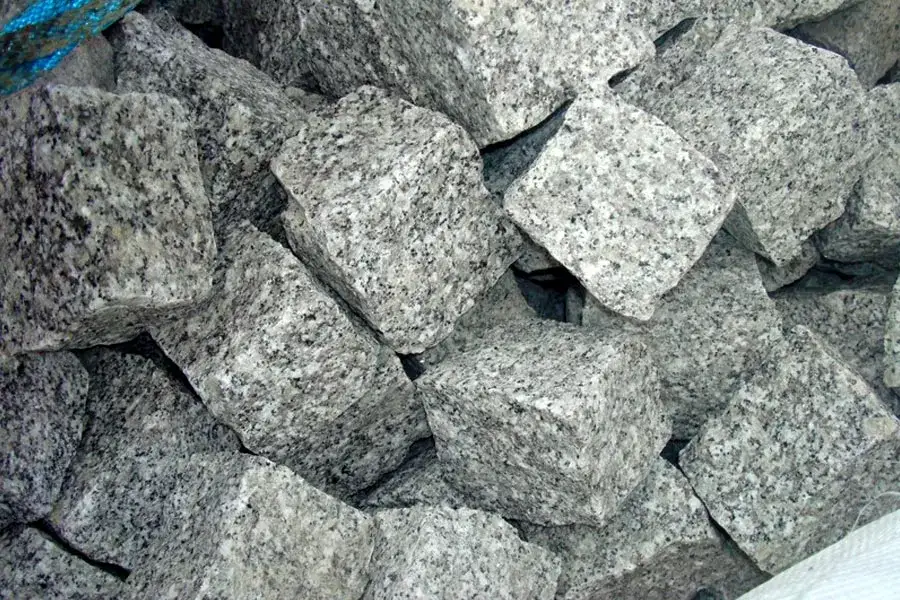 Zdjęcie Jaka kostka granitowa na podjazd - wybierz idealną dla swojego domu