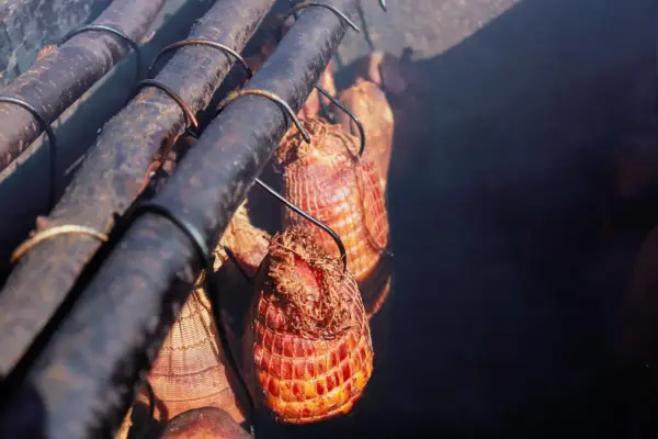Wędzarnia w ogrodzie - Zbuduj ją sam! Przewodnik krok po kroku